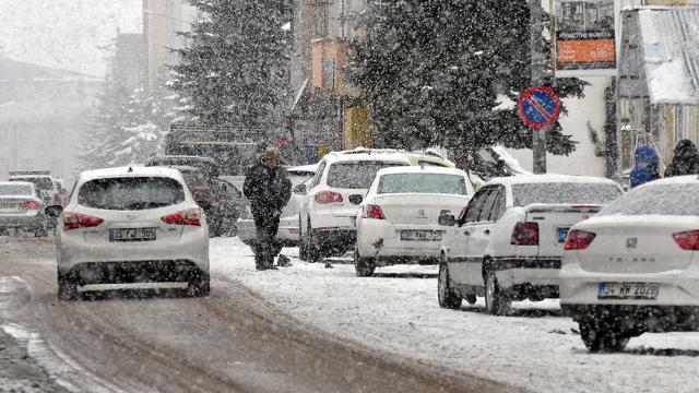 Doğu buz kesti, buzlanmalar oluştu
