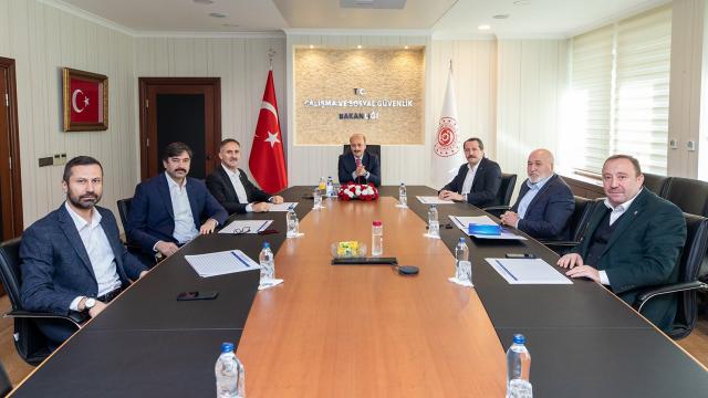 Memur-Senden Bakan Bilgine ziyaret: Gündem ek zam talebi