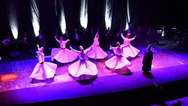 Mevlana Balıkesirde düzenlenen programla anıldı