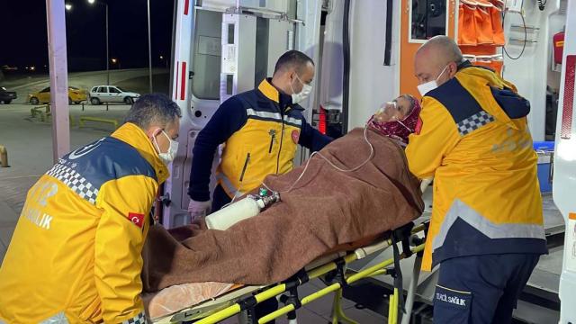 Soba gazından zehirlenen yaşlı çift tedavi altına alındı