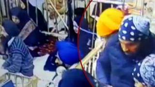 Hindistan tapınağında iki kişi dövülerek öldürüldü