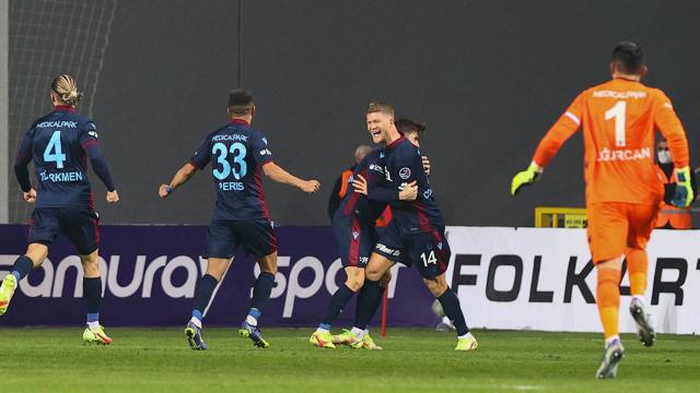 Trabzonspor fırtınası İzmirde de esti