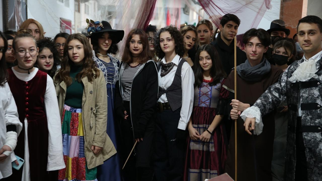 "Festivalden sonra hayata bakış açımız değişiyor"