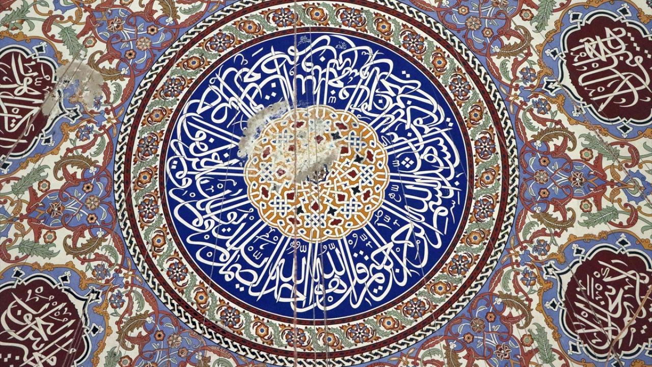 Çimento sıva eski eserlere zarar veriyor