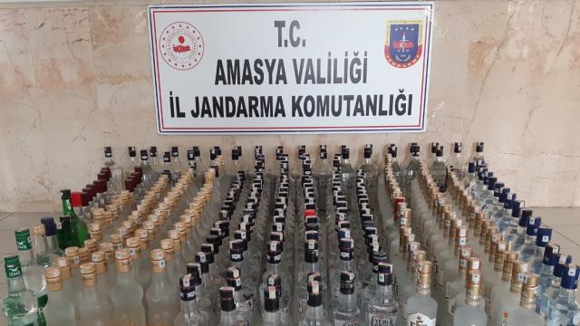 Amasyada 230 şişe kaçak içki ele geçirildi