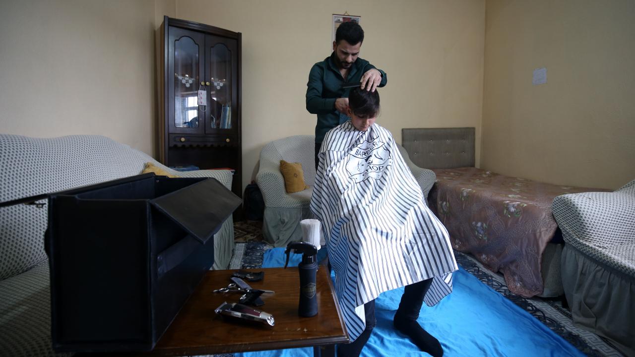  Akdeniz, kendisinin de köyde büyüdüğünü belirterek, şöyle devam etti: