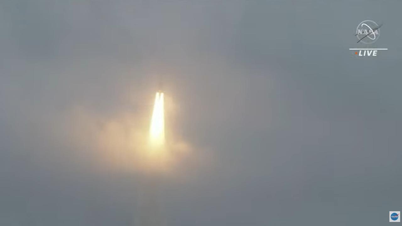 Dünya`dan 1,5 milyon kilometre uzağa gidecek