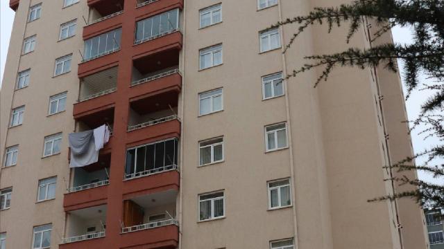 7nci kattan düşen iki kuzen hayatını kaybetti