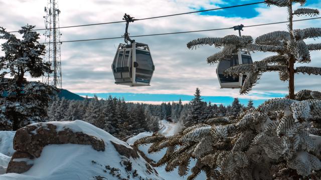 Bursada teleferik seferlerine "fırtına" engeli