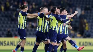 Fenerbahçe galibiyet hasretini bitirdi