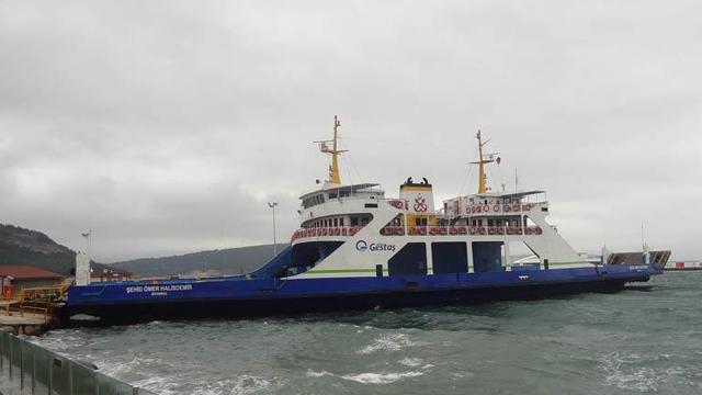 Kuzey Egede feribot seferlerine fırtına engeli