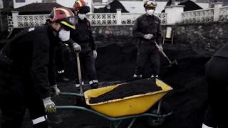 La Palma'da yanardağ faaliyeti sonrası temizlik başladı