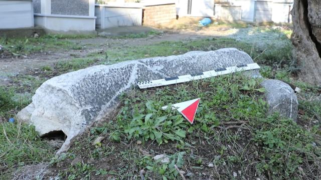 Bursada 1800 yıllık lahit kapağı bulundu