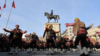 Atatürk'ün Ankara'ya gelişinin 102. yıl dönümü coşkuyla kutlandı