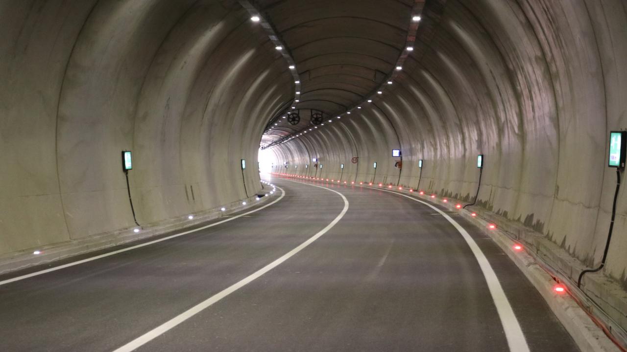 Toplam uzunluğu 3,34 kilometre