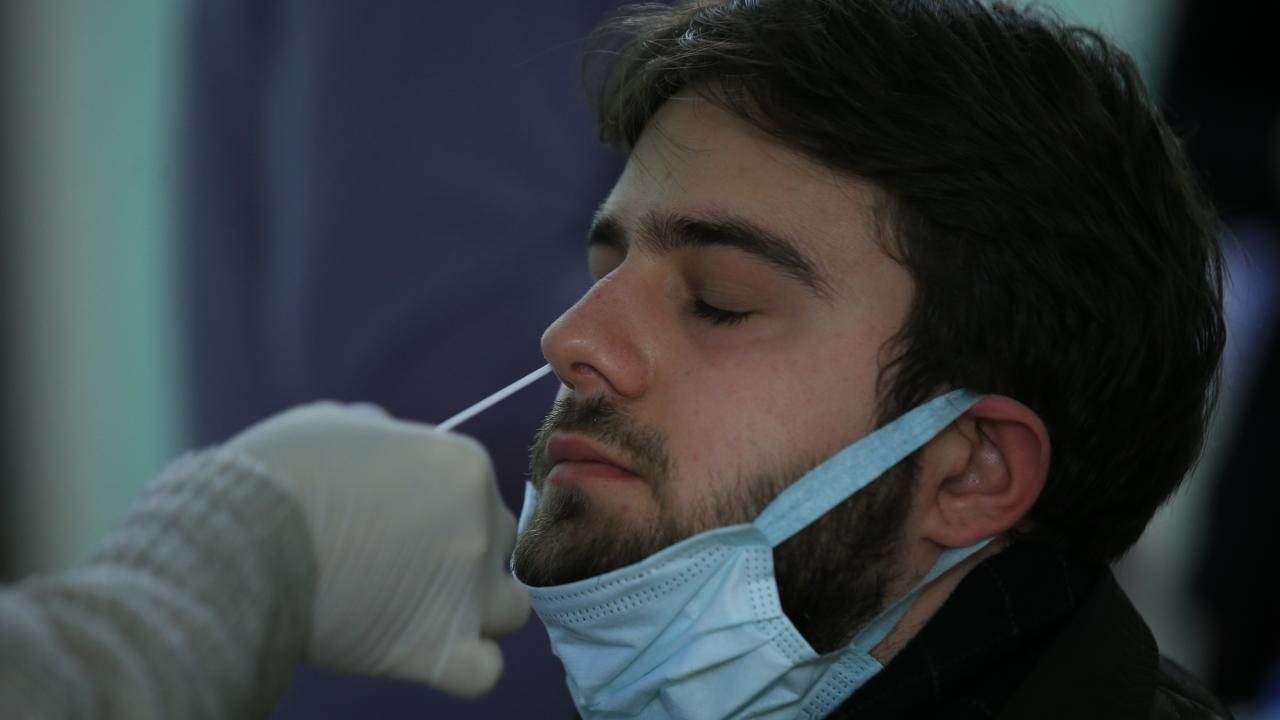 ``Sağlık çalışanlarına teşekkür ederiz``