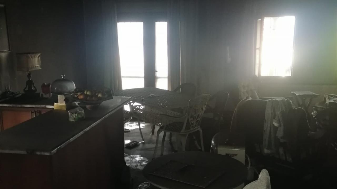 Muğla`da çıkan ev yangınında 1 kadın öldü