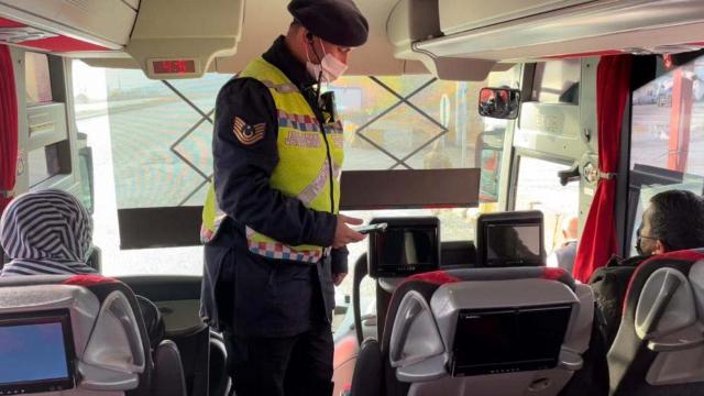 Bitliste jandarma ekipleri akıllı yaka kamerası kullanmaya başladı