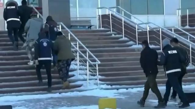 Karsta göçmen kaçakçılığı operasyonu