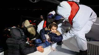 Yunanistan'ın ölüme terk ettiği göçmenleri Türkiye kurtardı