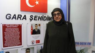 Şehidin adı kütüphaneye verildi, annesi mutluluk gözyaşları döktü