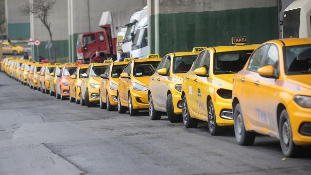 Bakanlık, taksicilerin fahiş fiyat iddiası üzerine harekete geçti