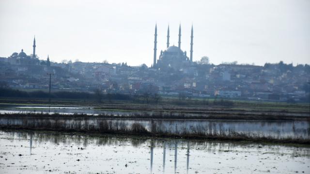 Meriç ve Tunca nehirlerinde su seviyesi 4 kat arttı