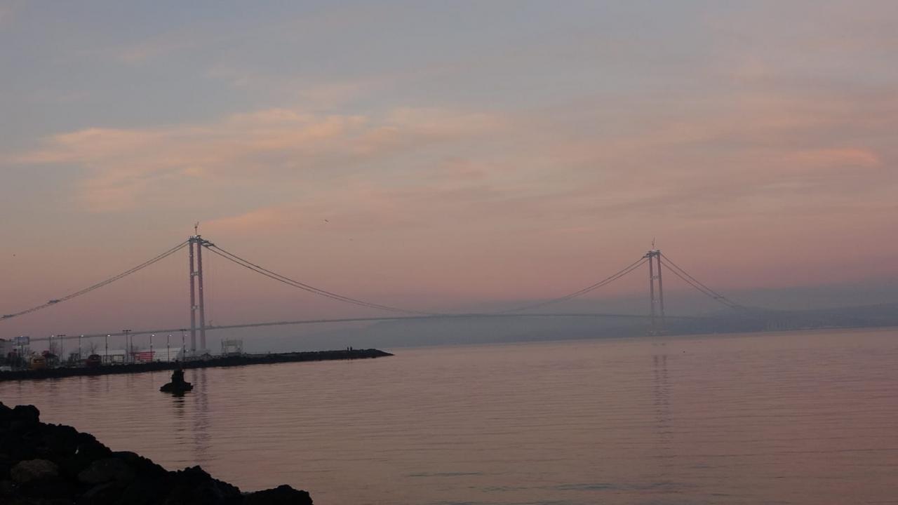 Çanakkale Boğazı'nda sis