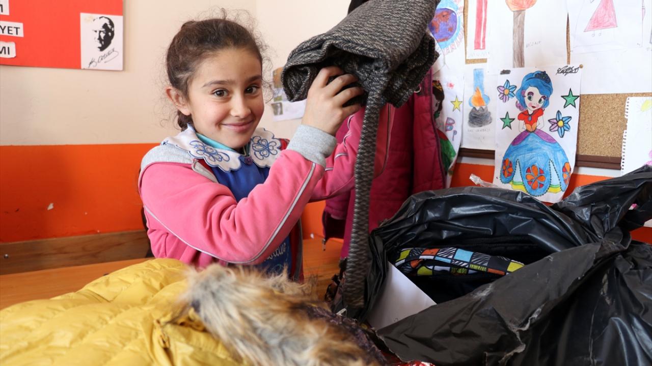 Köy çocukları büyük sevinç yaşadı