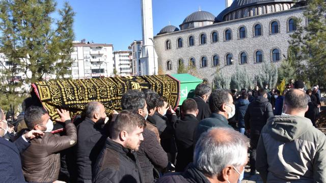 Kazada hayatını kaybeden güreş antrenörü son yolculuğuna uğurlandı