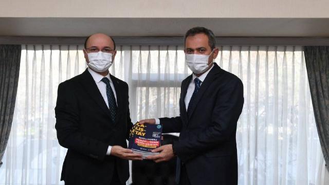 Türk Eğitim-Sen Genel Başkanı Geylandan Bakan Özere ziyaret