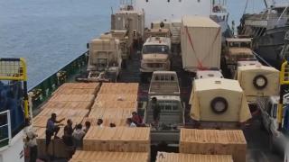 Yemen'de tansiyon düşmüyor: Husiler yük gemisine el koydu