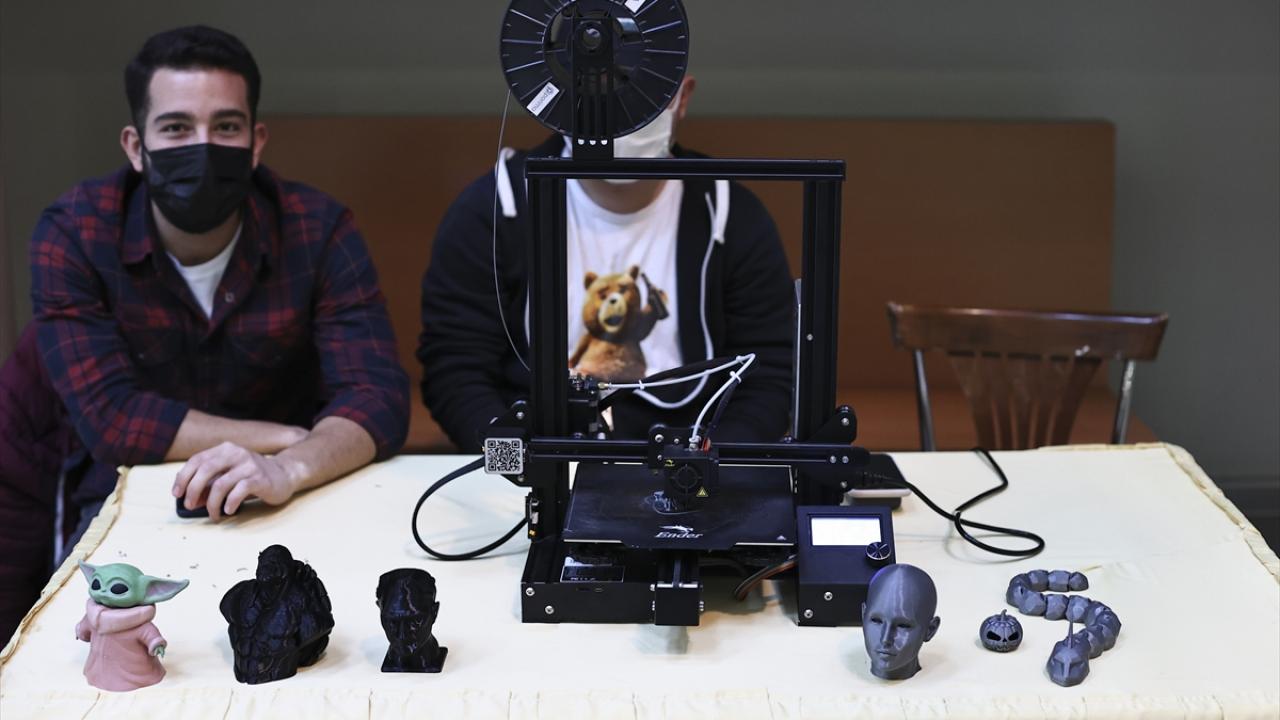 Yazıcılardan 15`i öğrencilerin kendi tasarımı