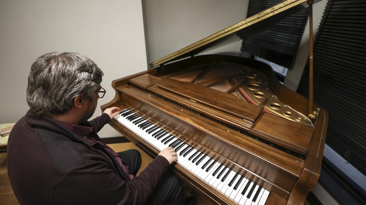 "Bu coğrafyanın müziğini bilen nesiller hayal ediyoruz"