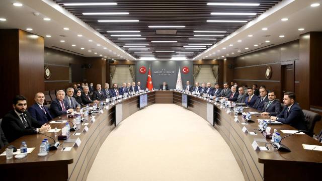Bakan Nebati iş dünyasının temsilcilerini kabule başladı