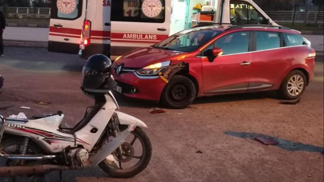Karabükte otomobil ile çarpışan motosikletin sürücüsü yaralandı