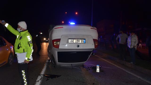 Otomobil karşı şeride geçip takla attı. 2 yaralı