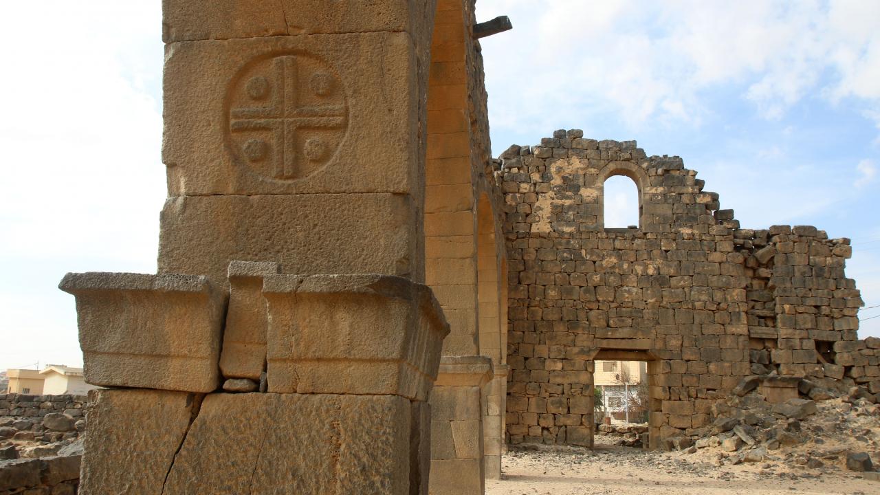 Nebatice, Yunanca, Latince ve Arapça yazıtlar