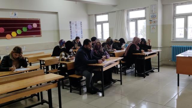 Diyarbakırda veliler okudukları kitap için sınava girdi
