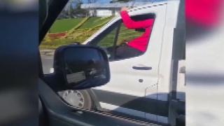 Tehlikeye davetiye çıkaran yolculuk kamerada