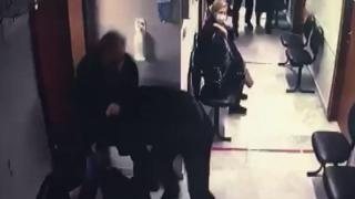 Rapor vermeyen aile hekimine saldırdılar