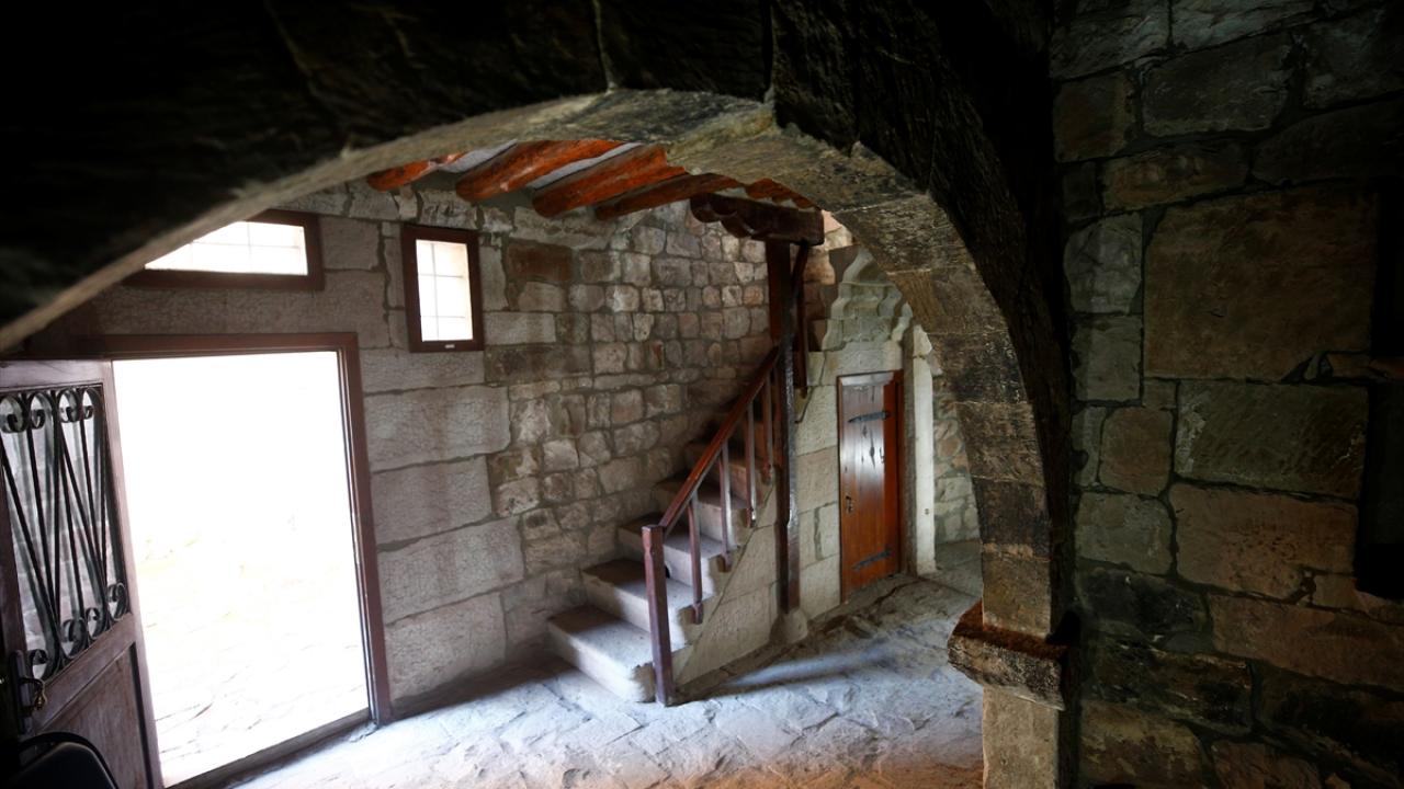 2004`te restore edildi