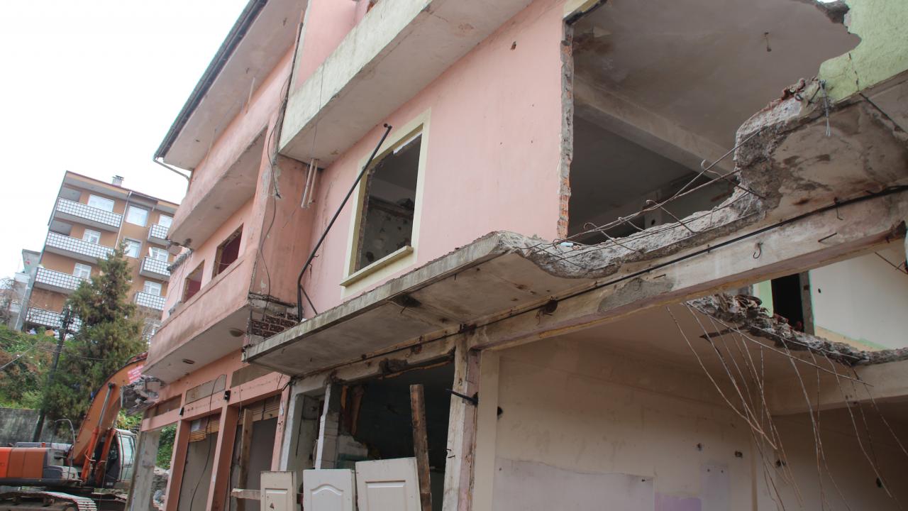 "Bugünün doğrusu yarının yanlışı olarak karşımıza çıkabilir"