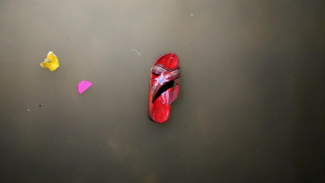 "Bütün eşyalarımız su altında kaldı"