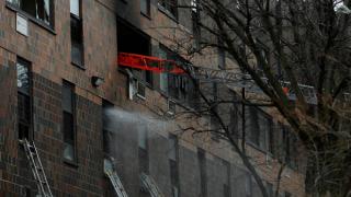 ABD'de apartman yangını: 9'u çocuk 19 kişi hayatını kaybetti