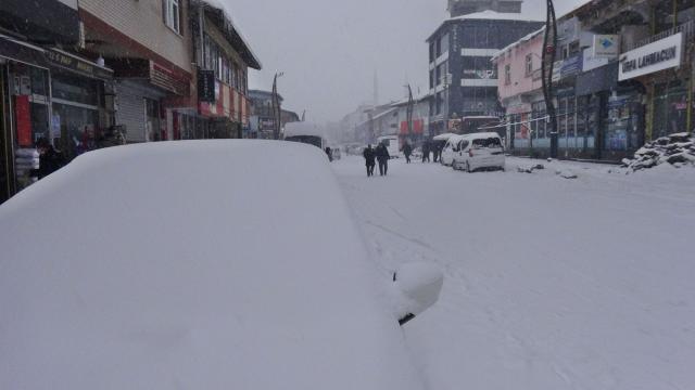 Karlıovada eğitime 2 gün ara verildi