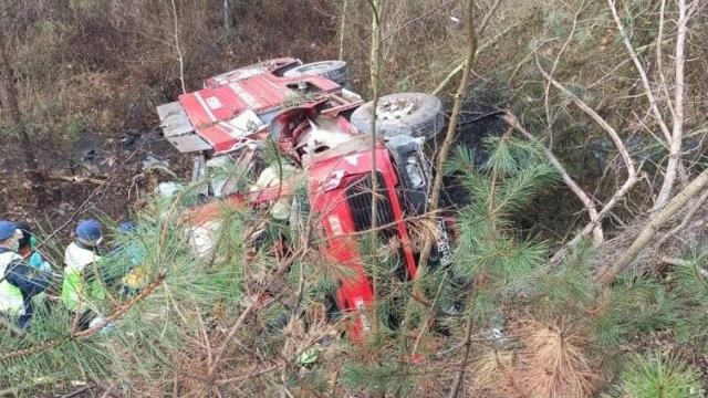 İtfaiye aracı devrildi, 4 personel hayatını kaybetti