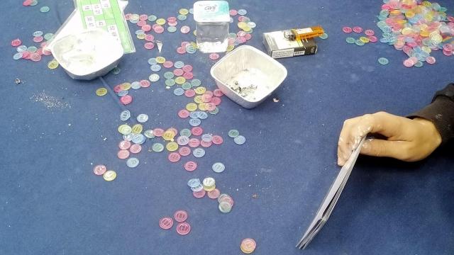 İzmirde tombala operasyonu: 3 gözaltı