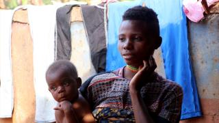 Kamerun'da Pigmeler kimliksiz yaşamaya mahkum ediliyor