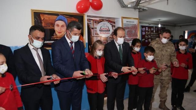 Şırnakta Gazi Uzman Çavuş Hüseyin Çakmak adına kütüphane açıldı